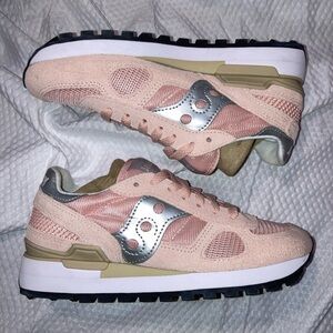 Saucony Jazz Original Vintage Womens’s Sneaker Pink/Silver Size 5.5